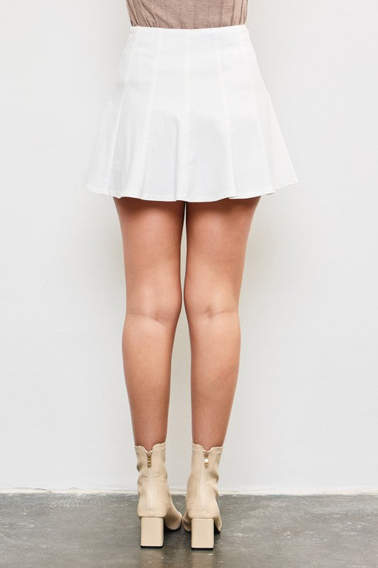 The Mia skort- White