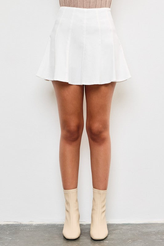 The Mia skort- White