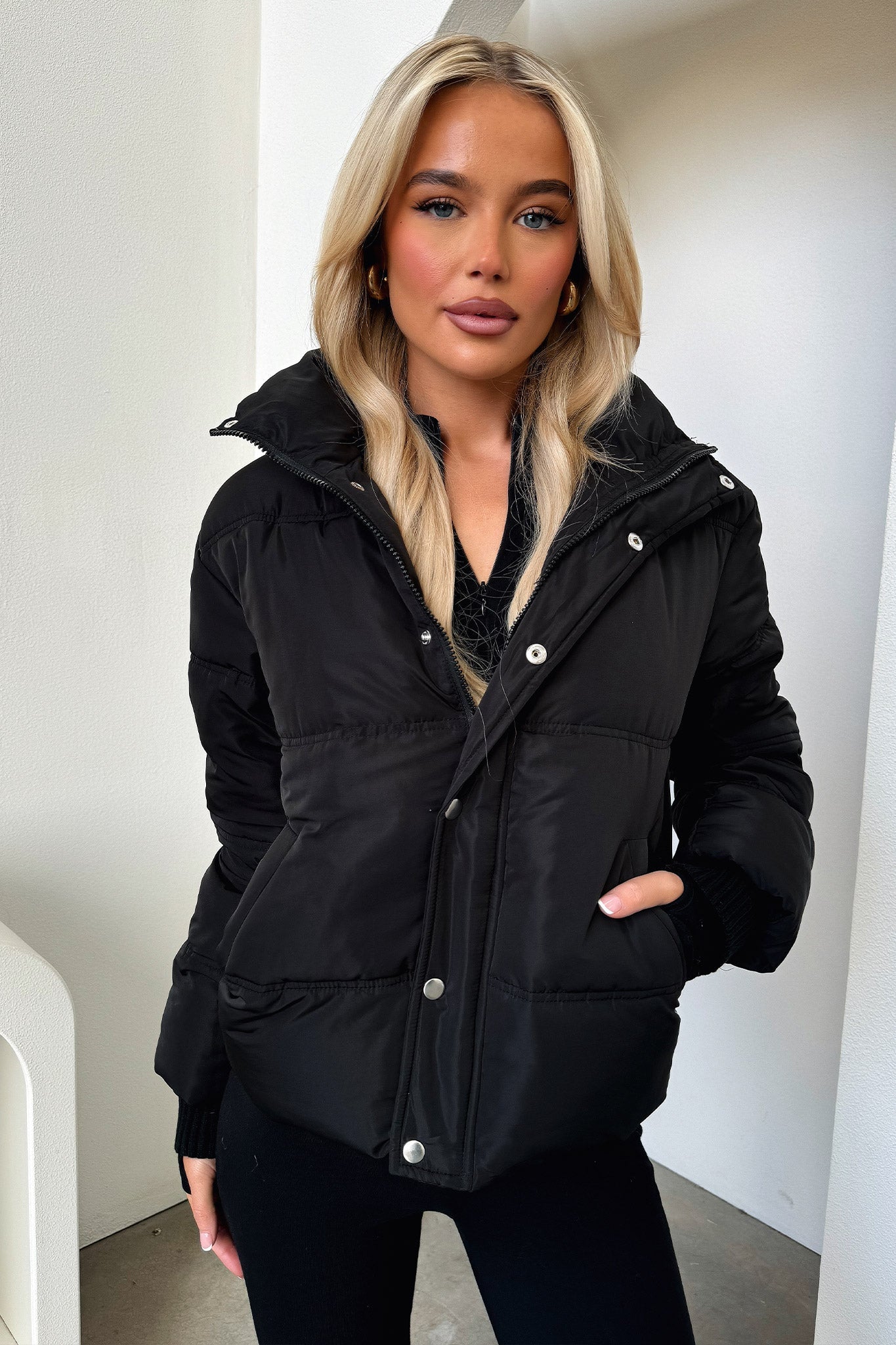 Coleman Puffer Jacket - Black