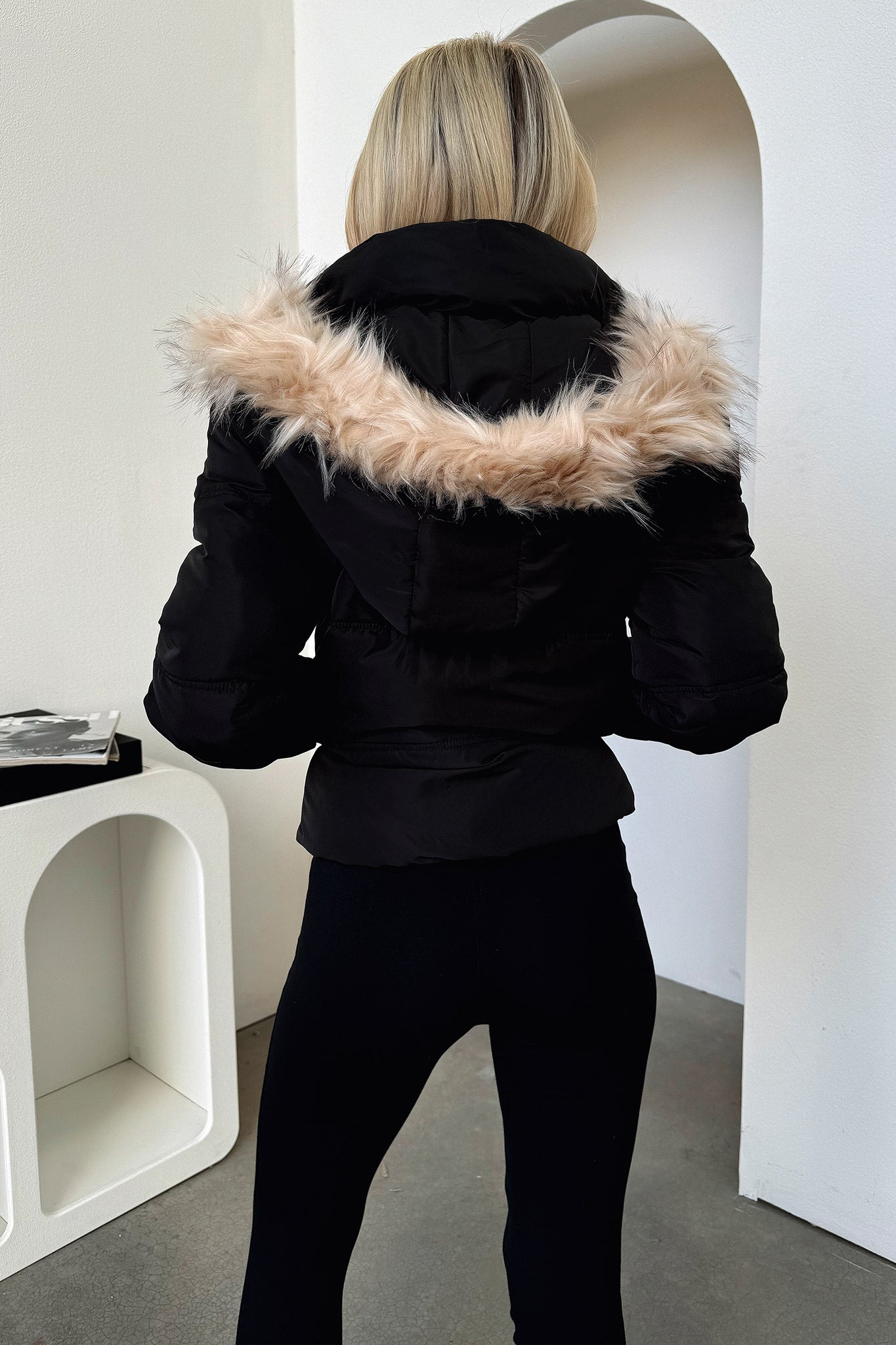 Coleman Puffer Jacket - Black